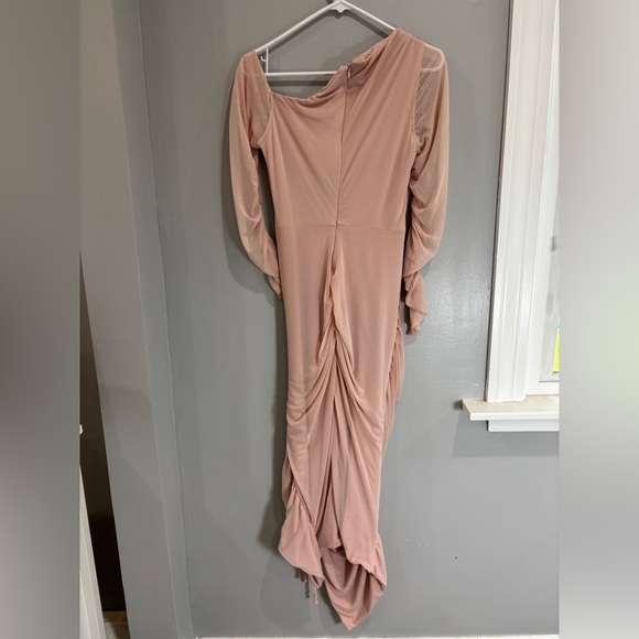 NEW! CLUB L LONDON Blush Pink Maternity Asymmetric Ruched Maxi Dress US 10/UK 14 - Picture 9 of 15